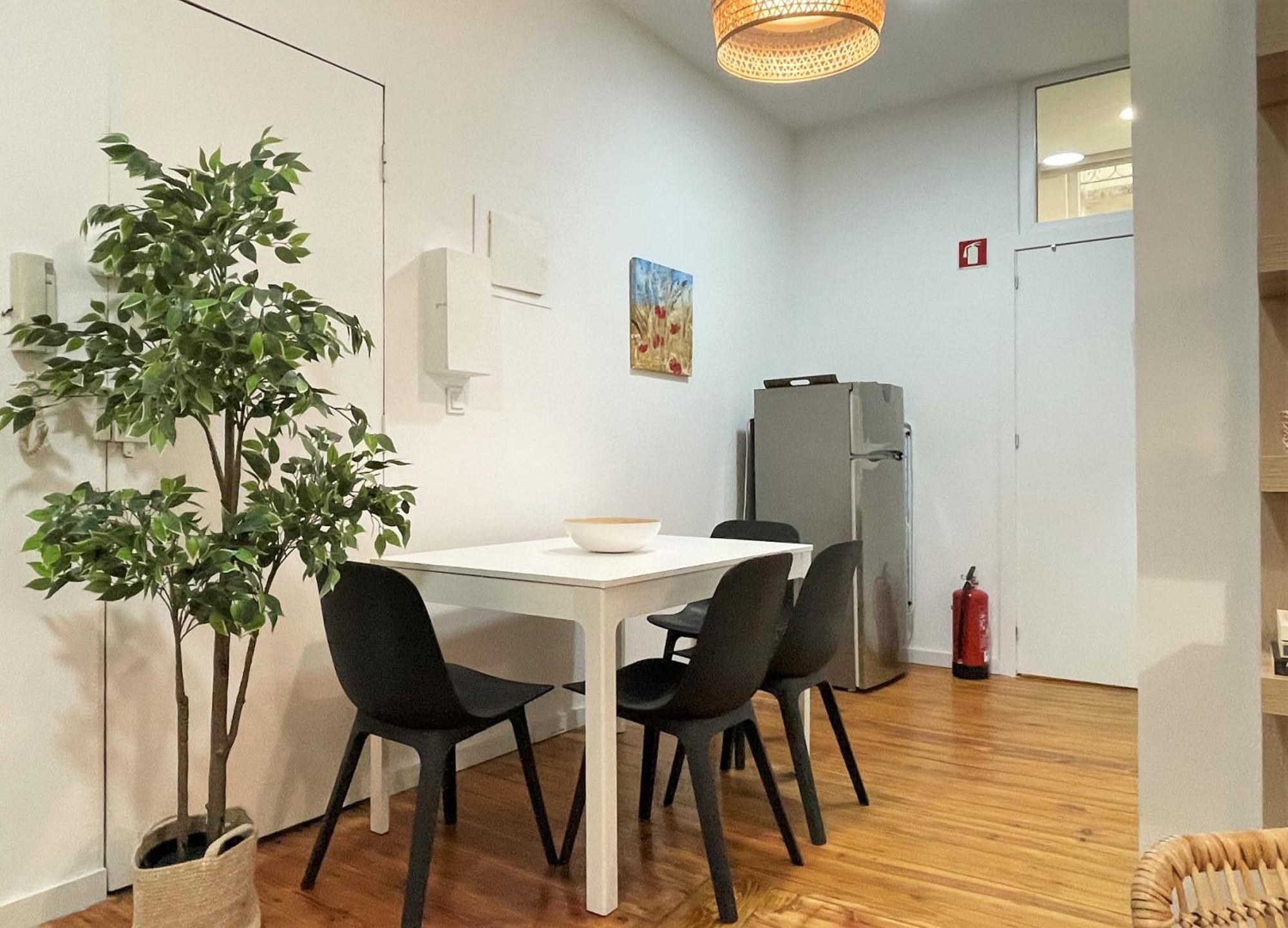 Sj2e Heart Of Baixa New Air Conditioning Spacious And Lovely Apartment